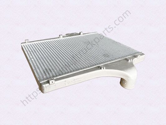 Las piezas del camión SHAC X3000 Intercooler ensamblaje SZ953000833